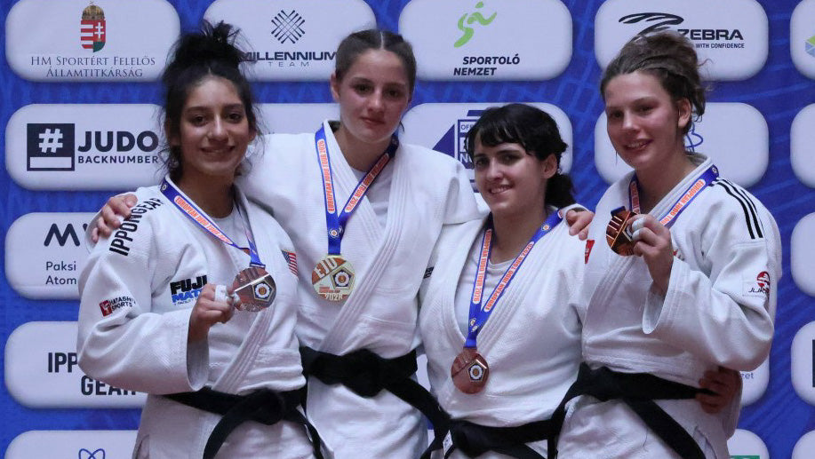 Jaspe gets Silver in Paks